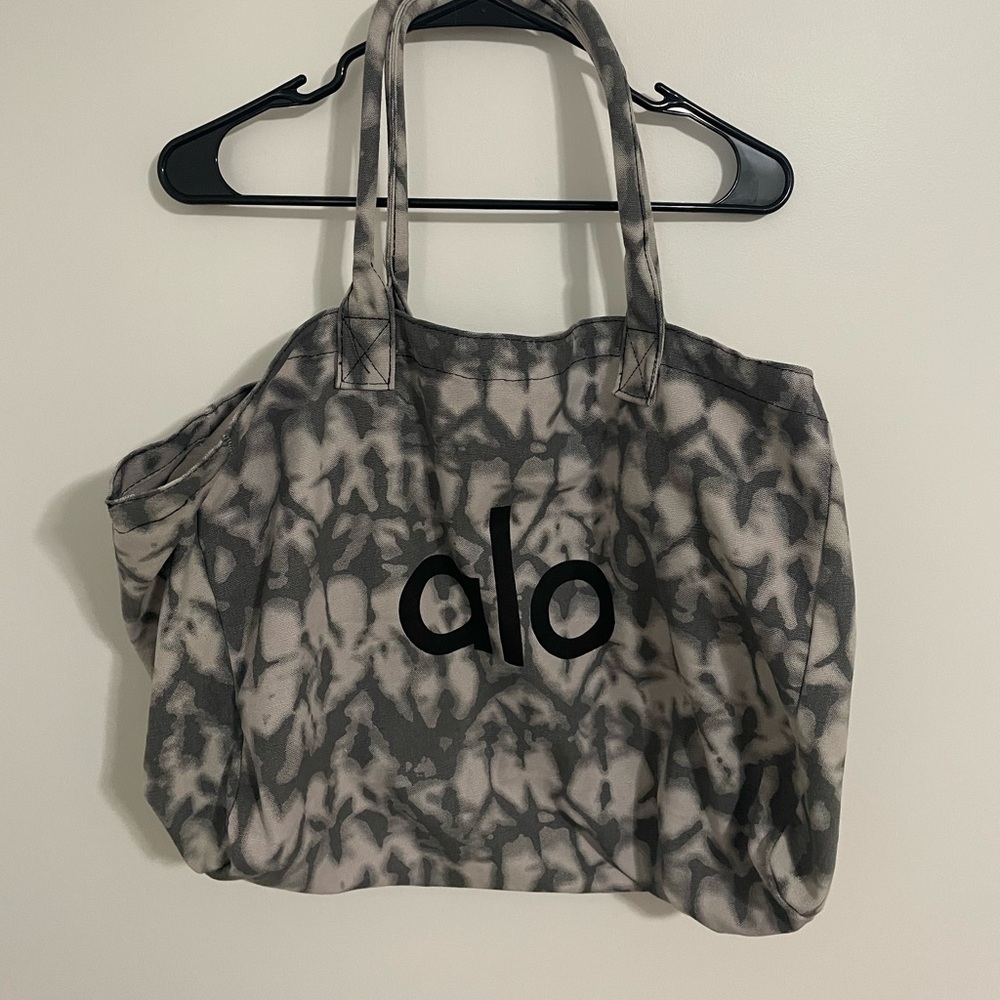 Alo shopper bag